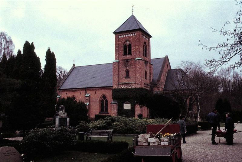 Tårbæk Kirke